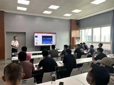 鞏固技能促提升 交流學(xué)習(xí)強(qiáng)安全——重慶空管分局精細(xì)化開展西南地區(qū)中小機(jī)場(chǎng)復(fù)訓(xùn)工作技術(shù)交流側(cè)記